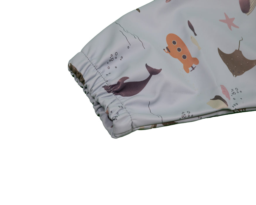 Honeybears Slab met mouwen – Waterproof slabbetje met mouw – Blauw met zeedieren