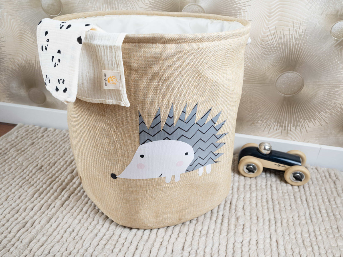 Speelgoed mand kind beige